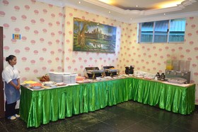 Parklane Hotel