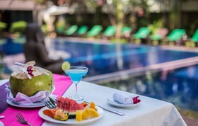 Royal Empire Hotel
