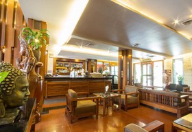 Royal Empire Hotel