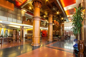 Royal Empire Hotel