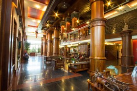 Royal Empire Hotel