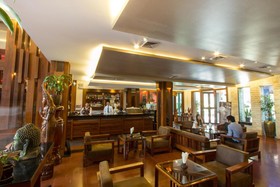 Royal Empire Hotel