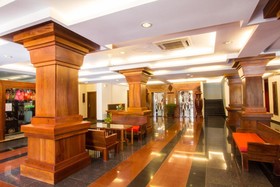 Royal Empire Hotel
