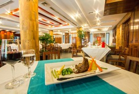 Royal Empire Hotel