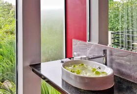 Saline Private Pool Villa