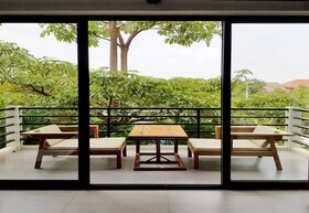 Saline Private Pool Villa