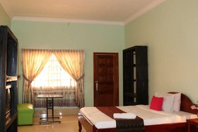 Surmetta Inn