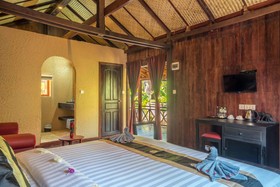 Tan Sour Resort