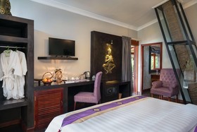 Tan Sour Resort