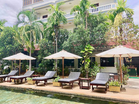The Golden Gecko Villa