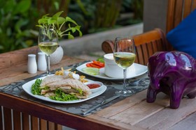 Landing Zone Boutique Hotel