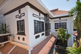 The Moon Villa