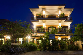The Rose Apple Boutique Bed & Breakfast