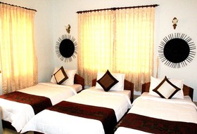 Tropical Breeze Guesthouse