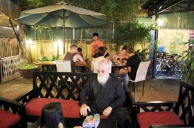Tropical Breeze Guesthouse