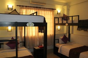 Tropical Breeze Guesthouse