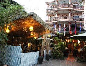 Tropical Breeze Guesthouse