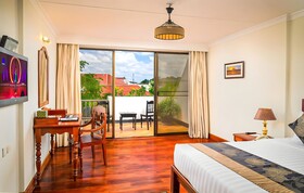 Yasodharapura Residence