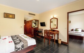 Yasodharapura Residence