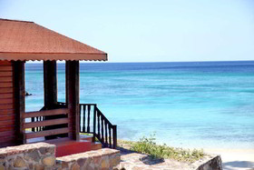 Cristal Itsandra Beach Hotel