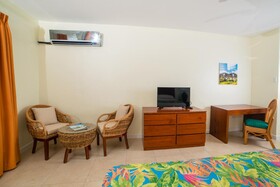 Sugar Bay Club Suites & Hotel
