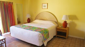 Sugar Bay Club Suites & Hotel