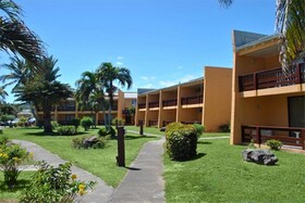 Sugar Bay Club Suites & Hotel