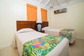 Sugar Bay Club Suites & Hotel