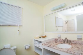 Sugar Bay Club Suites & Hotel