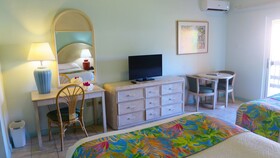 Sugar Bay Club Suites & Hotel
