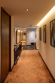 Monarch Boutique Hotel