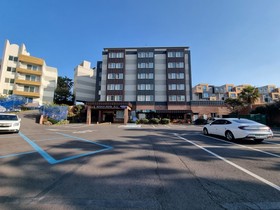 Aewol Beach Hotel