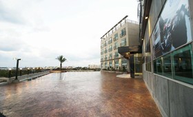 Ain People Hotel