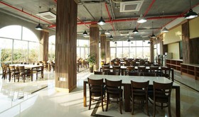 Ain People Hotel