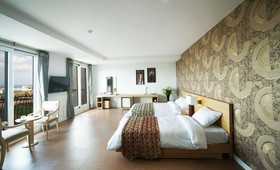 Ain People Hotel