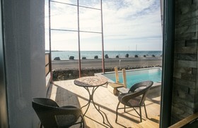 Aqua BEAutique