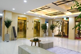 Black Sands Hotel