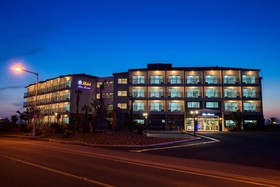 Blue Hawaii Hotel