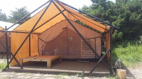 Blue Night Glamping House in Udo - Caravan Park