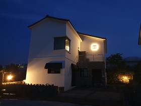 Bombom Guesthouse