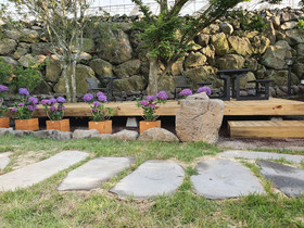 Bombom Guesthouse