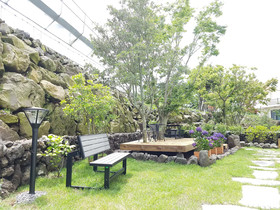 Bombom Guesthouse