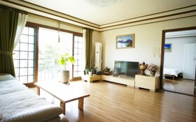 Casa Linda Guesthouse