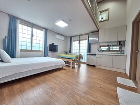 Casa Linda Guesthouse