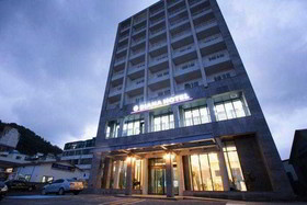 Sims Hotel
