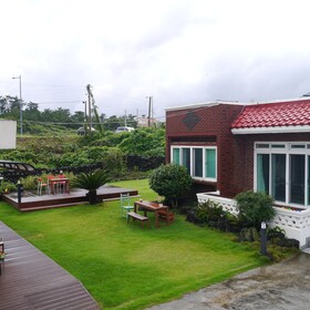 Hello Project Guesthouse - Hostel