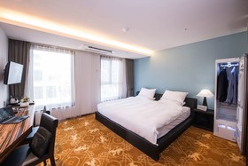 Hotel Leo