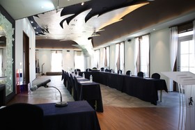 Hotel Leo