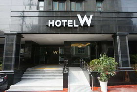 Hotel W