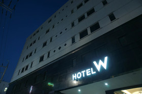 Hotel W